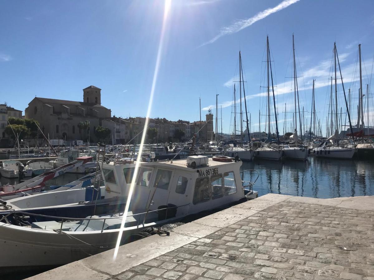 Studios Du Marin Sur Port De 라시오타 외부 사진